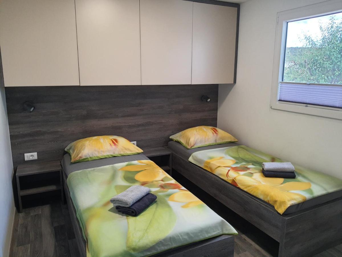Mobile Home Tina Тисно Экстерьер фото