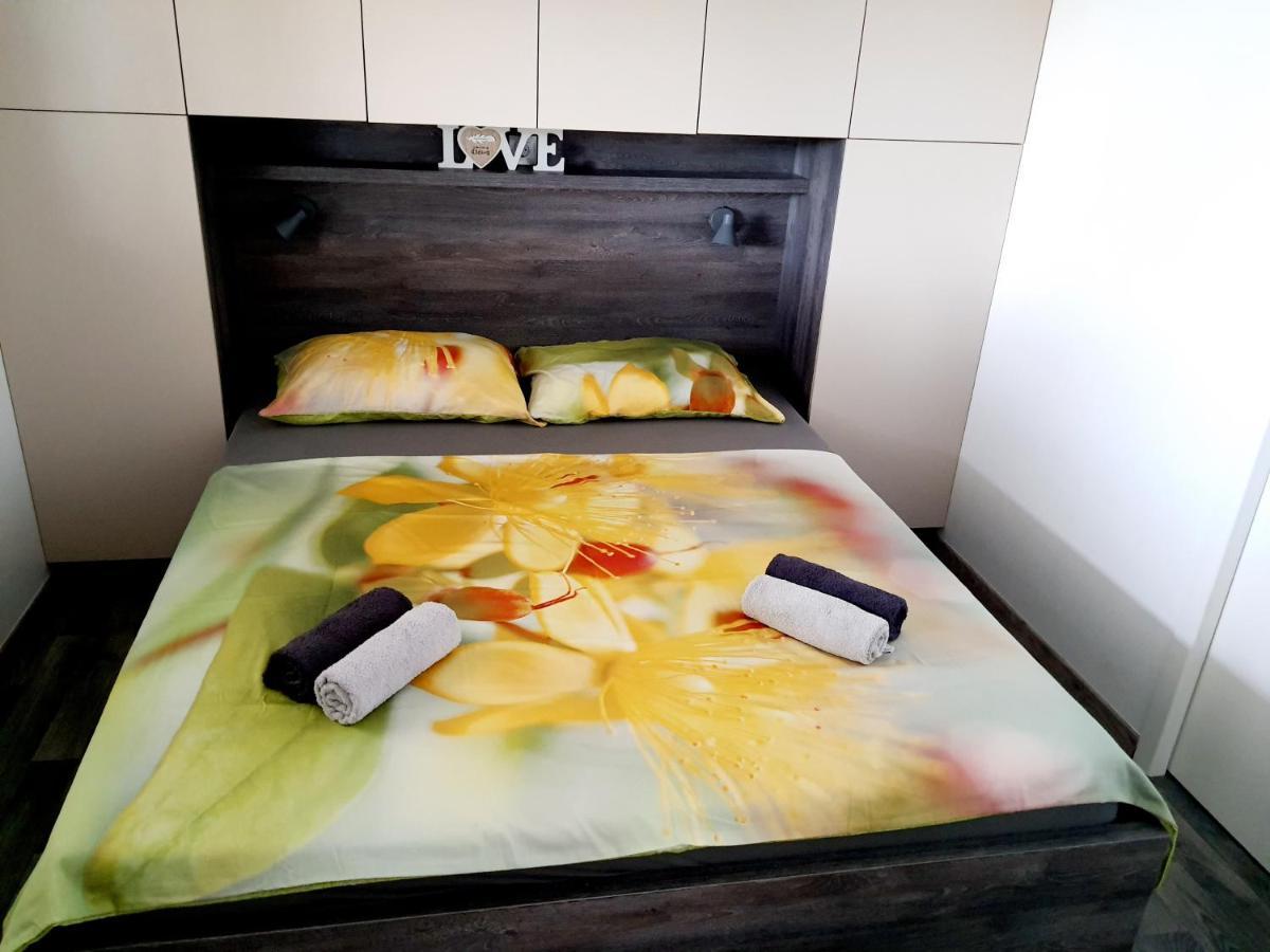 Mobile Home Tina Тисно Экстерьер фото